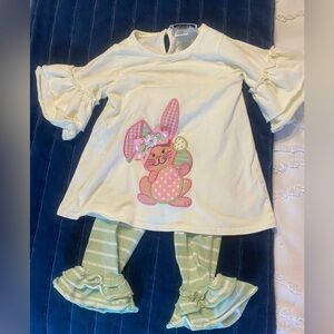 Toddler Girls Ruffle Bunny Appliqué Top and Leggings Set